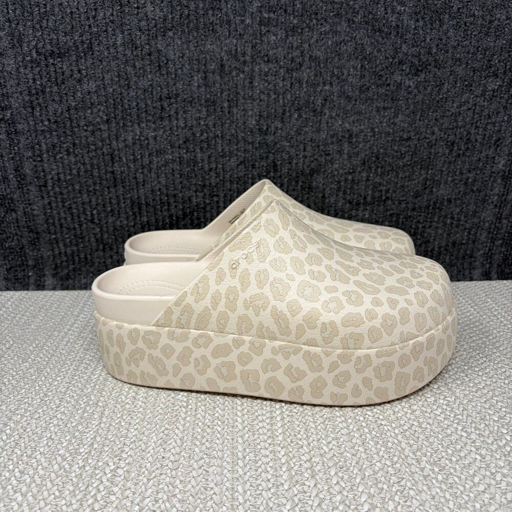 NEW Crocs Dylan Platform Animal Clog Sepia Leopard Print Women’s Size 9 US